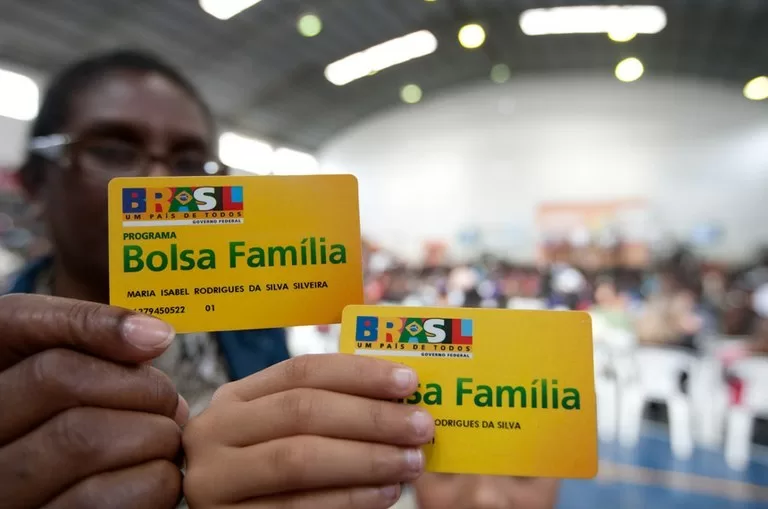 Governo suspende inspeção e revisão cadastral do Bolsa Família no RS até dezembro