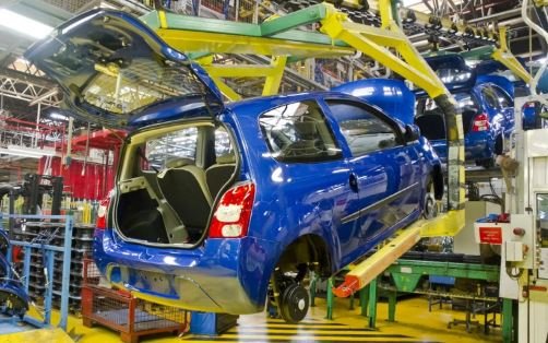 Desafios macroeconômicos reduzem otimismo da indústria, mostra pesquisa da CNI