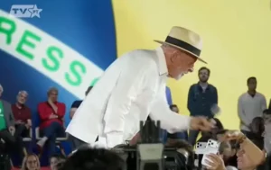 Debate interno no PT: coordenador de programa de Lula nega crise fiscal enquanto ministro pede austeridade