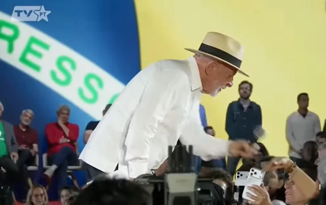 Debate interno no PT: coordenador de programa de Lula nega crise fiscal enquanto ministro pede austeridade