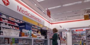 Mudanças na emissão e no controle de receitas médicas entram em vigor
