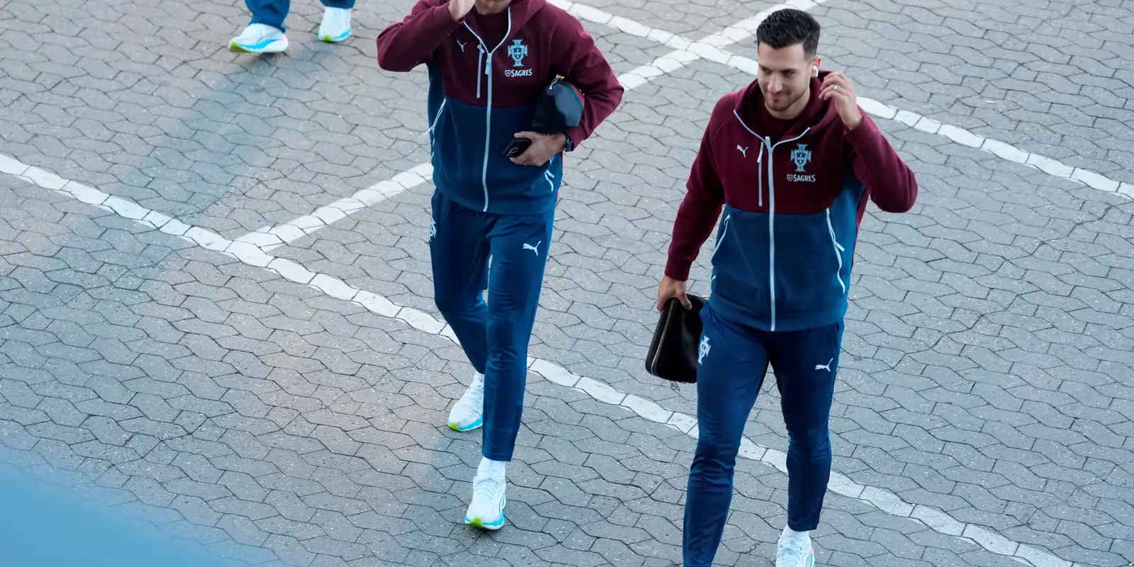 Cristiano Ronaldo deixa seleção de Portugal após fala de Jorge Jesus Cristiano Ronaldo deixa seleção de Portugal após fala de Jorge Jesus