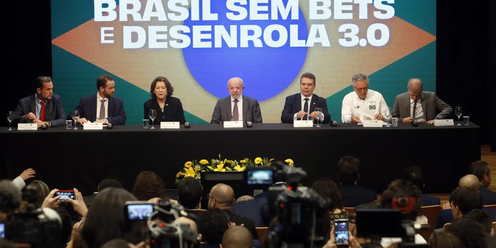 Governo cria 3ª fase do Desenrola com compra de dívidas pela União Governo cria 3ª fase do Desenrola com compra de dívidas pela União