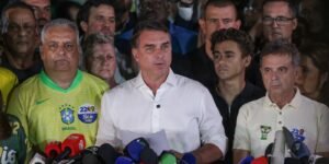Flávio não reconhece vitória de Lula e tentará anulação do pleito