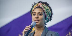 Bolsonaristas ofendem memória de Marielle Franco em ato no Rio Bolsonaristas ofendem memória de Marielle Franco em ato no Rio