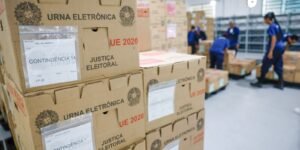 Tribunais distribuem urnas e preparam sessões para eleição Tribunais distribuem urnas e preparam sessões para eleição