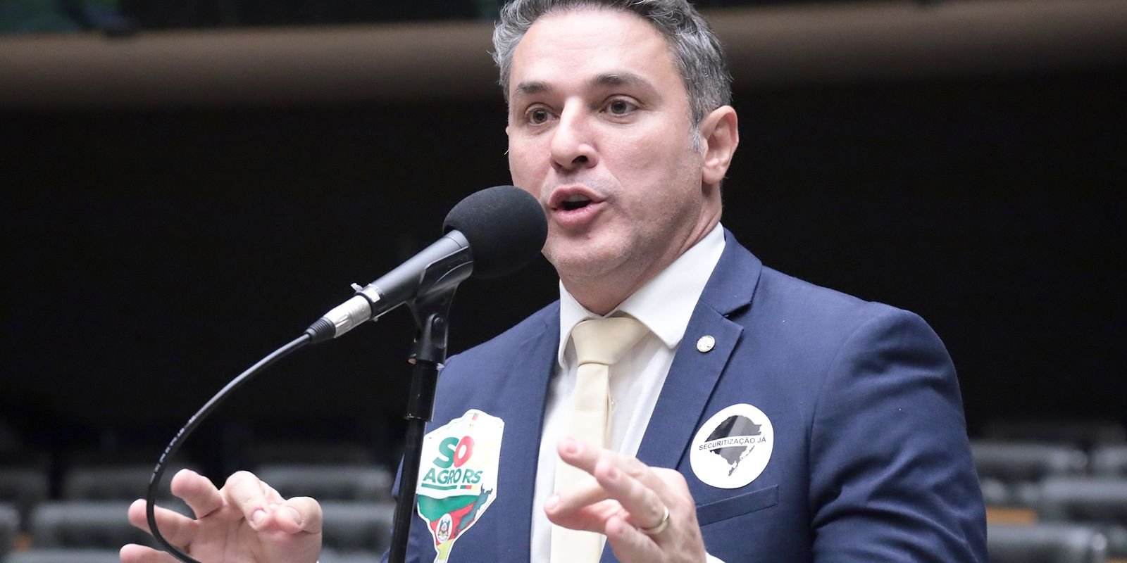 No Rio Grande do Sul, Luciano Zucco é eleito governador em 1º turno No Rio Grande do Sul, Luciano Zucco é eleito governador em 1º turno