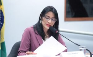 Comissão aprova reconhecimento do benzimento como prática de cultura popular e saúde