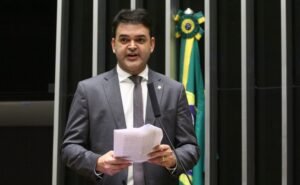 Projeto propõe financiamento do Move Brasil para representantes comerciais