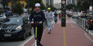 Prefeitura de SP começa a fiscalizar bicicletas e patinetes elétricos