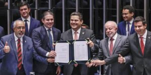 Congresso promulga emenda do fim da 6×1; escala 5×2 começa em 60 dias